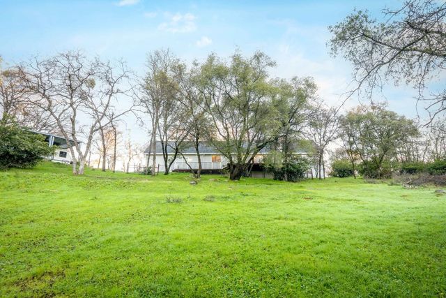16004 Perimeter Rd, Grass Valley, CA 95949