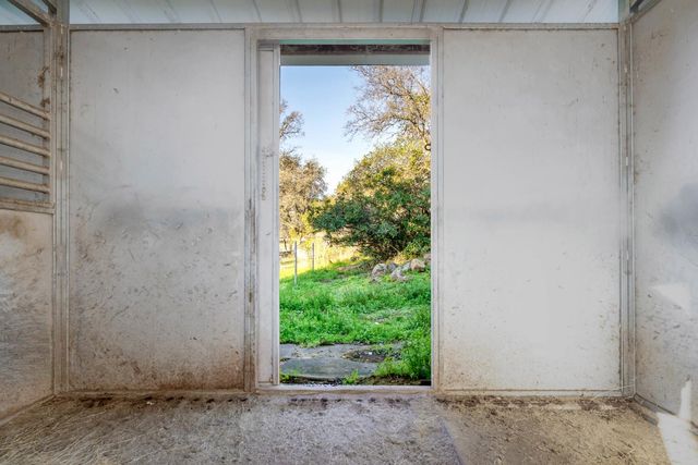 16004 Perimeter Rd, Grass Valley, CA 95949