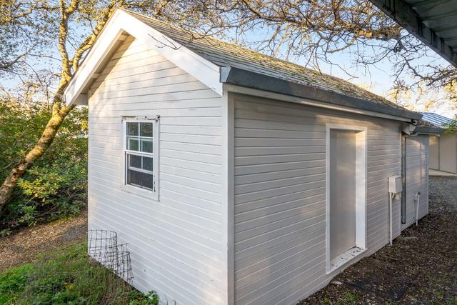 16004 Perimeter Rd, Grass Valley, CA 95949