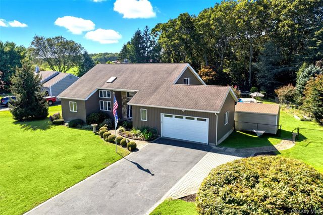 61 Eileen Circle, Jamesport, NY 11947