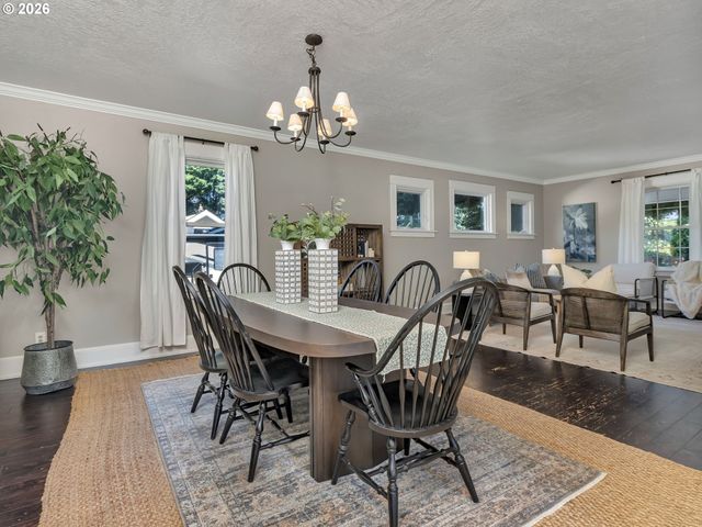 5651 Se KING Rd, Milwaukie, OR 97222