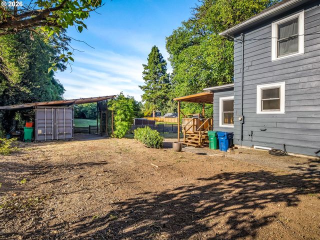 5651 Se KING Rd, Milwaukie, OR 97222