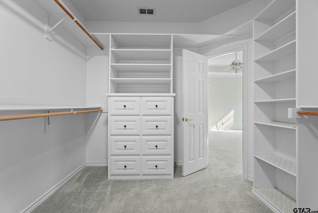 12900 Winding Oak, Lindale, TX 75771