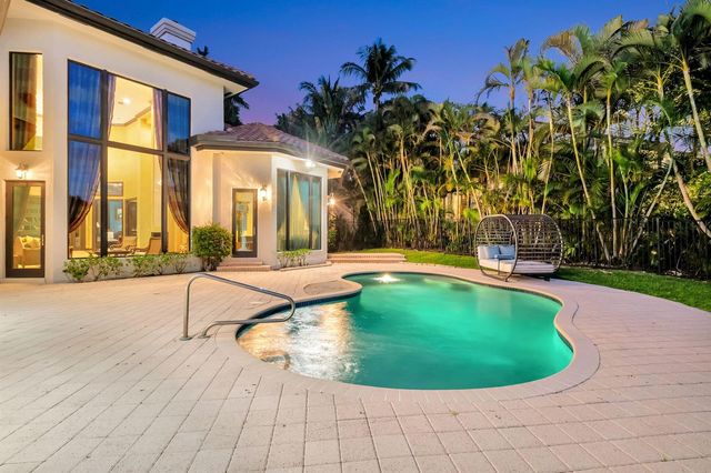 19220 Fox Landing Drive, Boca Raton, FL 33434