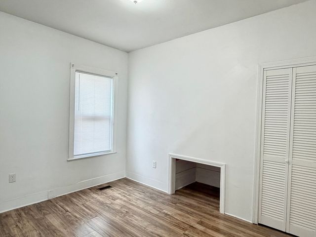 26 North Leyden St 1, Brockton, MA 02302