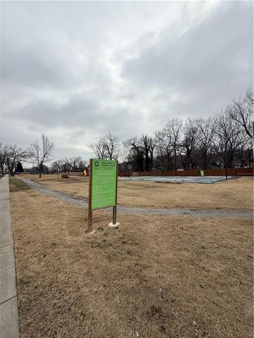 4023 Highland Avenue, Kansas City, MO 64110