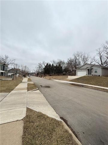 4023 Highland Avenue, Kansas City, MO 64110