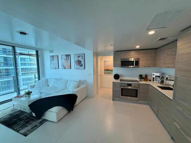 1300 S Miami Avenue 3107, Miami, FL 33130