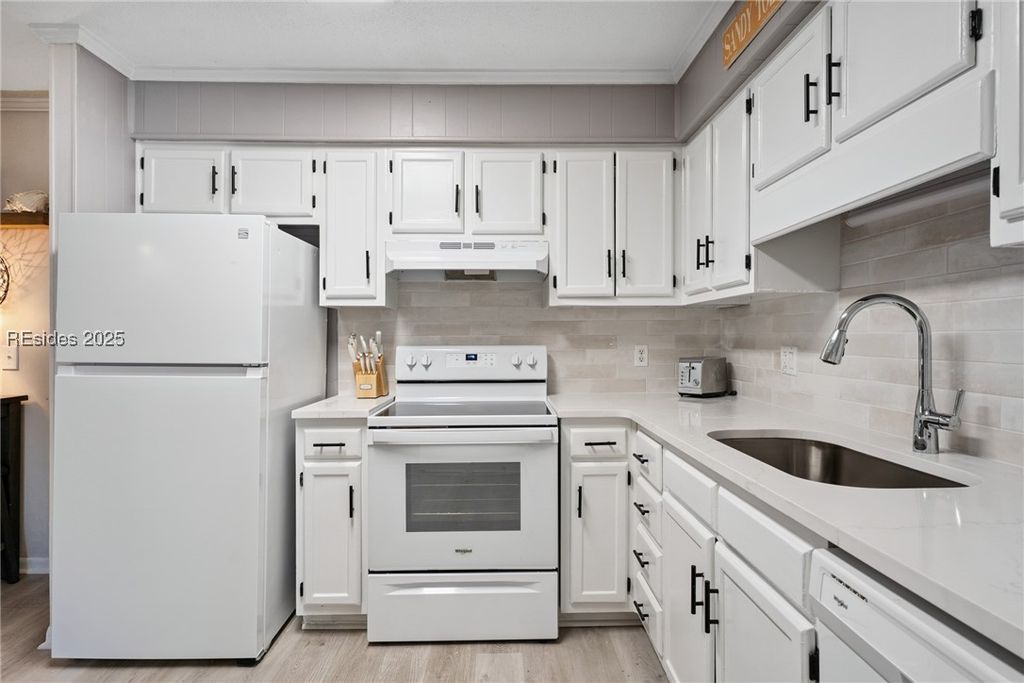 104 Cordillo Pkwy Apt O4, Hilton Head Island, SC 29928