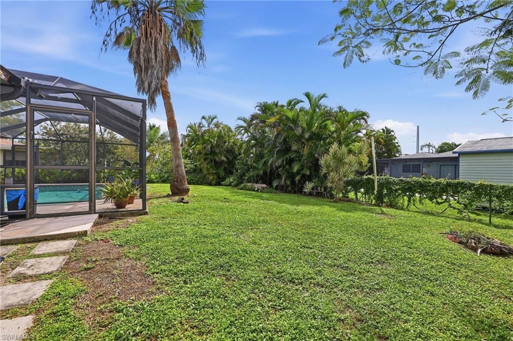 Image 23 of property listing at 338 46th LN, Cape Coral, FL 33904
