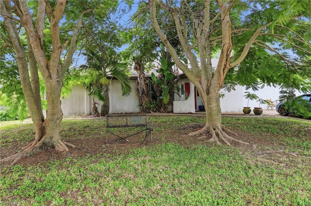 Image 26 of property listing at 338 46th LN, Cape Coral, FL 33904