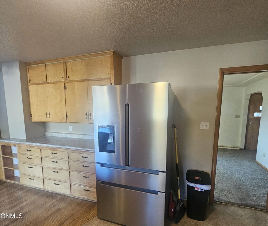 1438 4th Avenue NW, Jamestown, ND 58401 photo 5