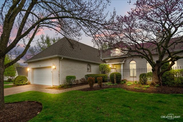 6 Glengarry Lane, Sugar Grove, IL 60554