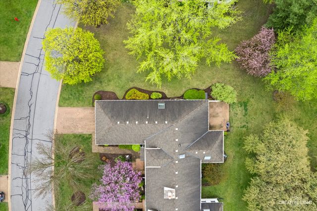 6 Glengarry Lane, Sugar Grove, IL 60554