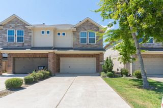 507 N 1st Street, La Porte, TX 77571