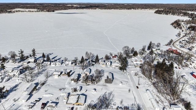 10606 Lake Street, Chippewa Lake, MI 49320