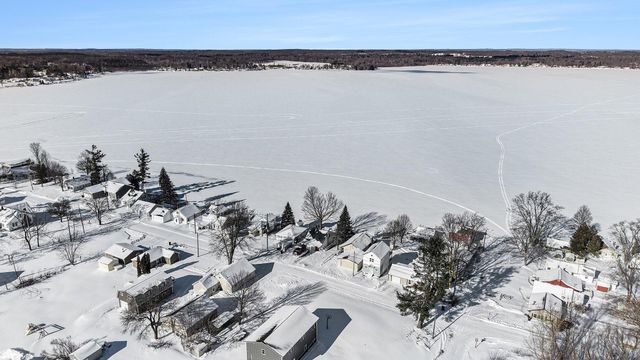 10606 Lake Street, Chippewa Lake, MI 49320