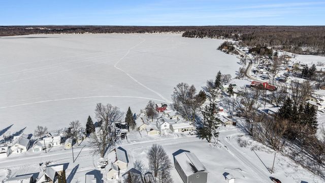 10606 Lake Street, Chippewa Lake, MI 49320