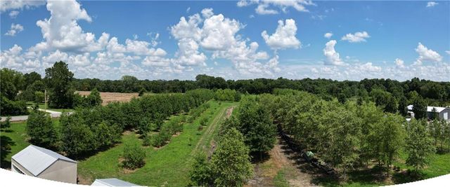 22701 Timberview Road, Harrisonville, MO 64701