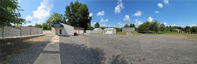 22701 Timberview Road, Harrisonville, MO 64701