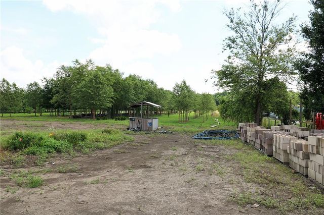 22701 Timberview Road, Harrisonville, MO 64701