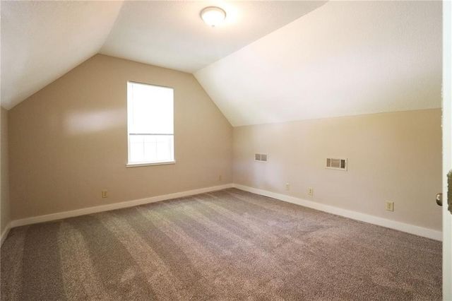 22701 Timberview Road, Harrisonville, MO 64701