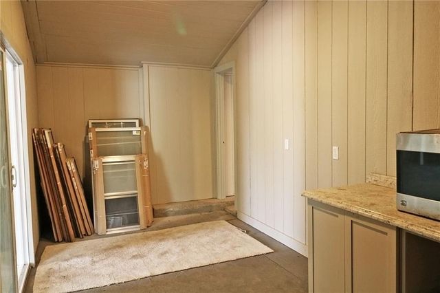 22701 Timberview Road, Harrisonville, MO 64701