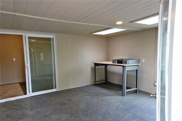22701 Timberview Road, Harrisonville, MO 64701