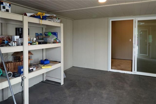 22701 Timberview Road, Harrisonville, MO 64701