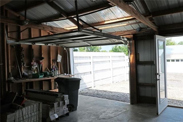 22701 Timberview Road, Harrisonville, MO 64701