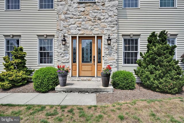 35 MANOR CIR L-0036 CIR, Palmyra, PA 17078