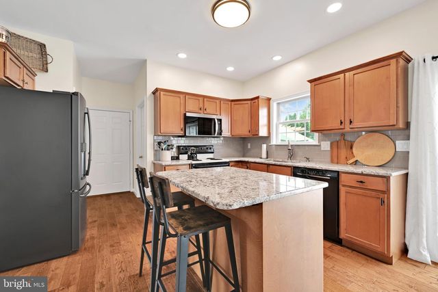 35 MANOR CIR L-0036 CIR, Palmyra, PA 17078