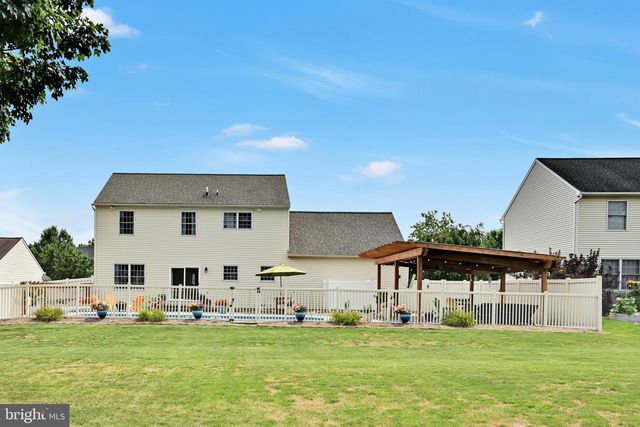35 MANOR CIR L-0036 CIR, Palmyra, PA 17078
