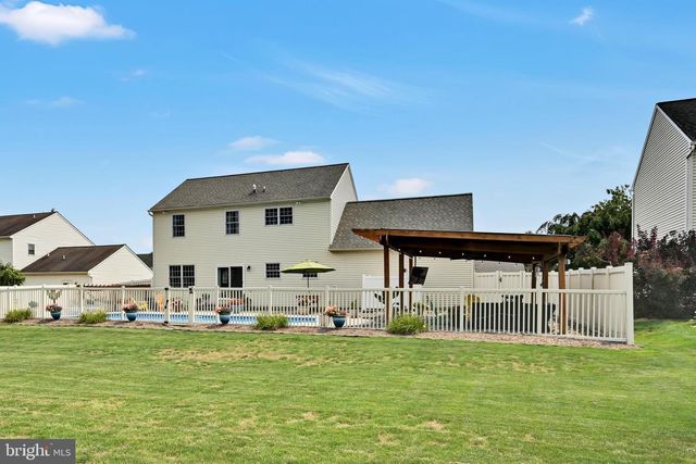 35 MANOR CIR L-0036 CIR, Palmyra, PA 17078