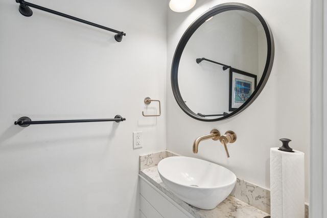 1 Ducs Court, Charleston, SC 29403