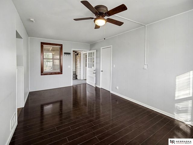 350 S 38th Street, Lincoln, NE 68510