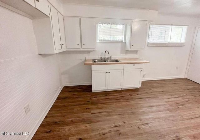 766 Monterey Street, A-B, Jackson, MS 39204
