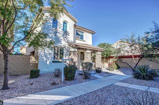 9242 W MEADOW Drive, Peoria, AZ 85382