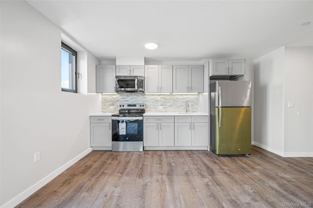 43-34 53rd Street 2B, Woodside, NY 11377