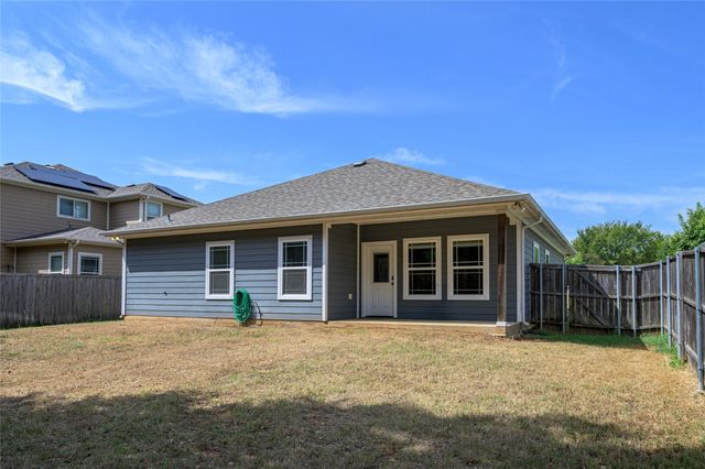 4814 Pinnacle Place, Denison, TX 75021