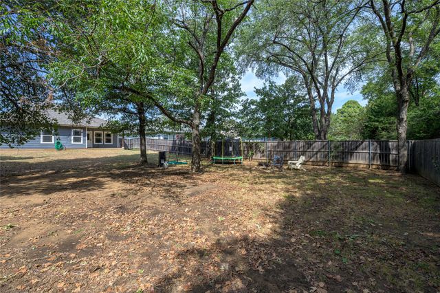 4814 Pinnacle Place, Denison, TX 75021