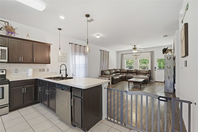 4814 Pinnacle Place, Denison, TX 75021