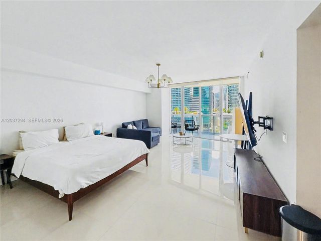 475 Brickell Ave 1910, Miami, FL 33131
