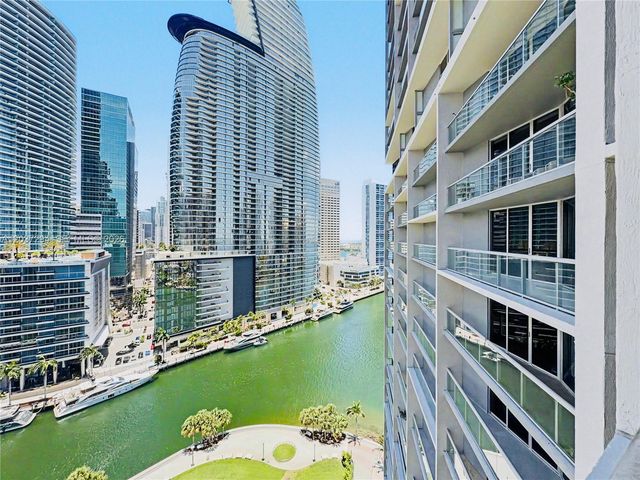 475 Brickell Ave 1910, Miami, FL 33131