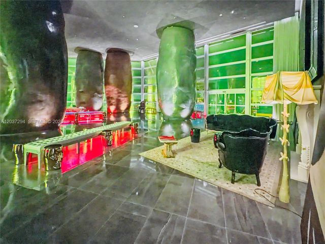 475 Brickell Ave 1910, Miami, FL 33131