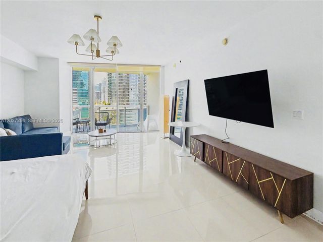 475 Brickell Ave 1910, Miami, FL 33131