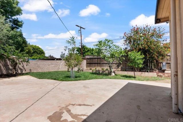 7740 Lindley Avenue, Reseda, CA 91335