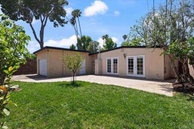 7740 Lindley Avenue, Reseda, CA 91335