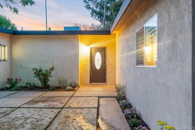 7740 Lindley Avenue, Reseda, CA 91335