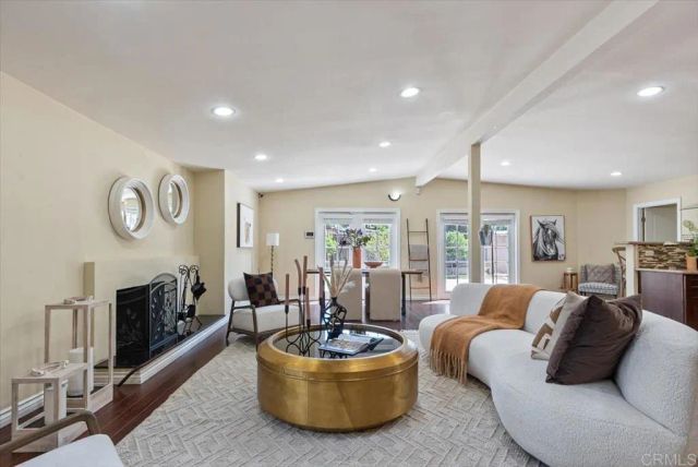 7740 Lindley Avenue, Reseda, CA 91335